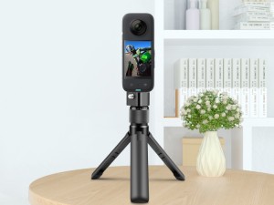 راهنمای خرید پایه‌های رومیزی و سه‌پایه‌های جمع‌وجور برای ولاگ خانگی