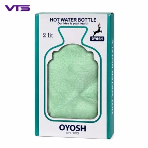 کیسه آب گرم ۲ لیتری OYOSH با روکش پارچه‌ای سبز روشن در بسته‌بندی