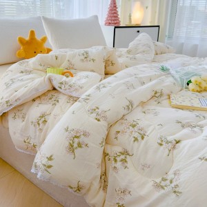 لحاف چهارفصل نرم و پنبه ای