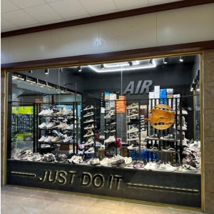 واحد 2 - فروشگاه کفش  ایر (Air)