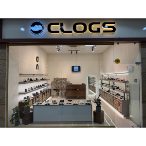 واحد 215- فروشگاه CLOGS ( آنرانینگ نوشهر )