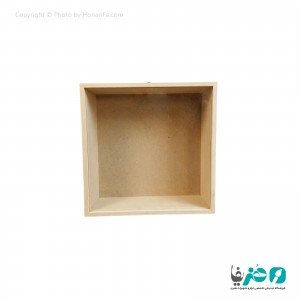 جعبه چوبی در شیشه ای