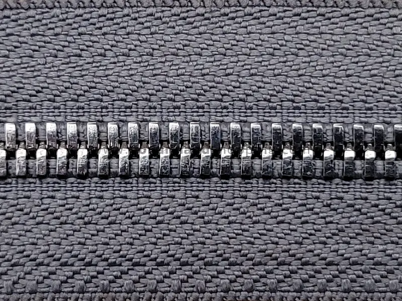 زیپ دوطرفه فلزی سایز 5 رنگ طوسی دندانه نیکل (1 متری)