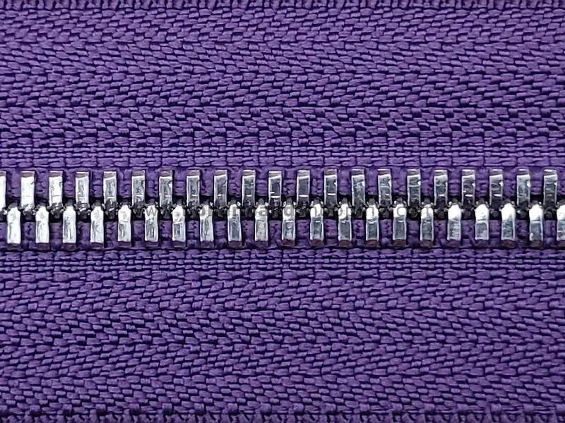 زیپ دوطرفه فلزی سایز 5 رنگ بنفش دندانه نیکل (1 متری)