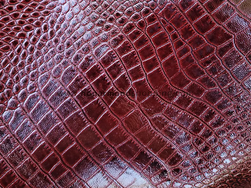 چرم بزی ورنی وکیوم طرح روکو رنگ زرشکی