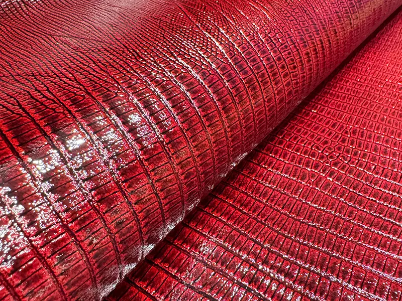 چرم بزی ورنی وکیوم طرح لیزارد رنگ قرمز