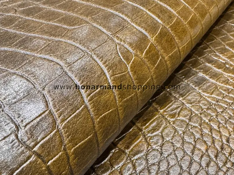 چرم گاوی طرح روکو رنگ زیتونی