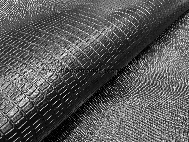 چرم طبیعی گاوی طرح لیزارد رنگ مشکی