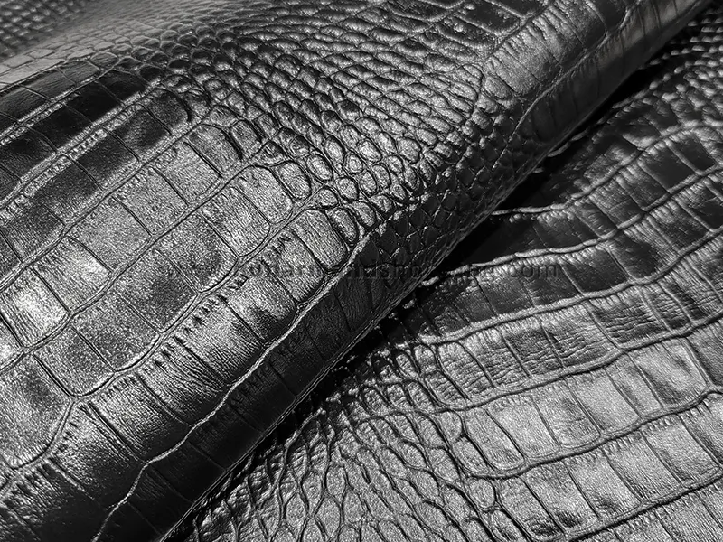 چرم بزی طرح روکو رنگ مشکی