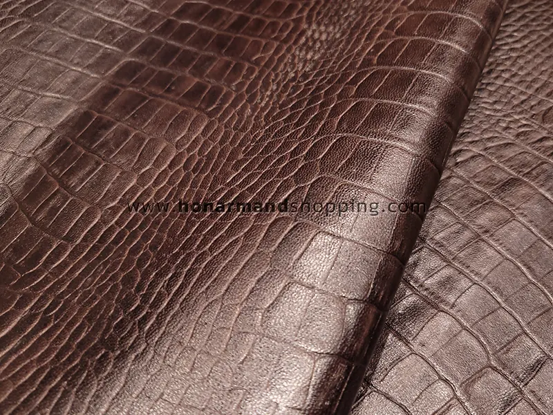 چرم بزی طرح روکو رنگ قهوه ای