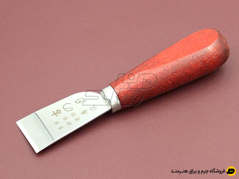 گزن دسته قرمز