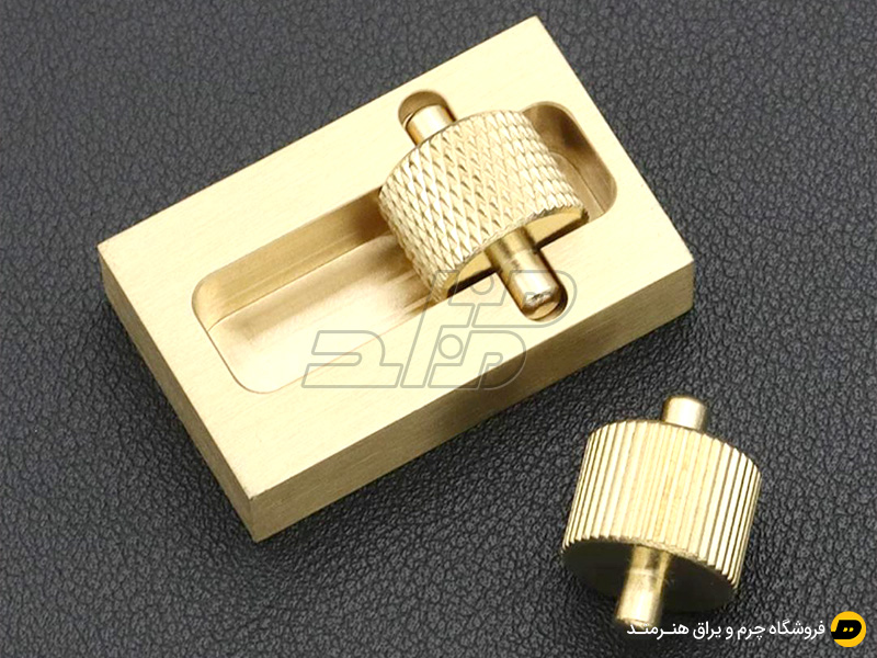 ظرف رنگ مینیاتوری برنجی دارای دو غلتک (وارداتی)