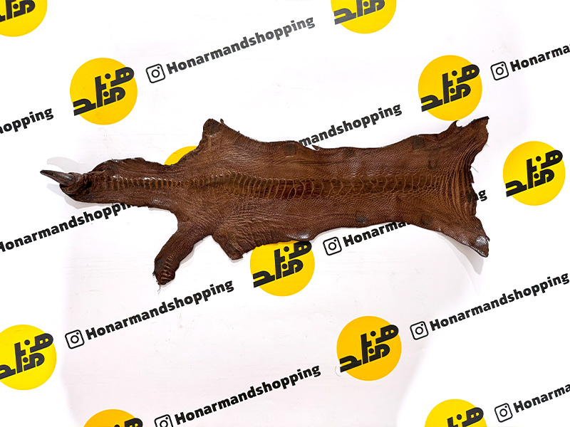 چرم ساق شترمرغ مدل ناخن دار رنگ قهوه ای