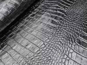 چرم طبیعی گاوی طرح روکو رنگ مشکی