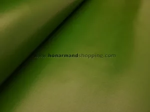 چرم طبیعی گاوی طرح ساده رنگ سبز 19.75 فوت