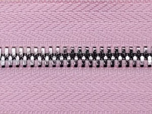 زیپ دوطرفه فلزی سایز 5 رنگ صورتی روشن دندانه نیکل (1 متری)