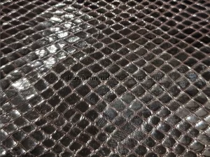 چرم مصنوعی ایتالیایی ورنی رنگ مشکی ابعاد 100x150 سانت