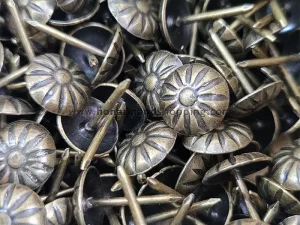 گل میخ طرحدار (بسته 100 عددی)