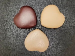 آینه جیبی تاشو طرح قلبی روکش چرم طبیعی