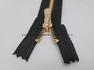 زیپ دندانه فلزی 20 سانتی رنگ مشکی دندانه لایت