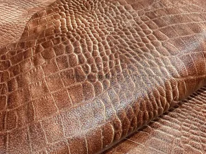 چرم بزی طرح کروکو رنگ قهوه ای روشن