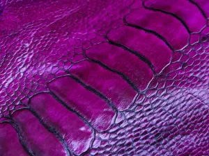 چرم ساق پای شترمرغ رنگ بنفش