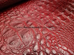 چرم گاوی طرح کروکو رنگ زرشکی