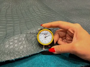 چرم طبیعی گاوی رنگ سبز ارتشی