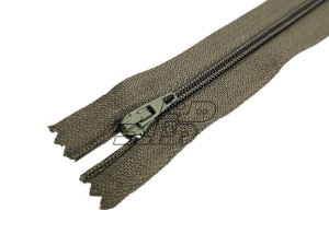 زیپ پلاستیکی 20 سانتی رنگ زیتونی