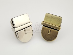 قفل ناخنی خط دار