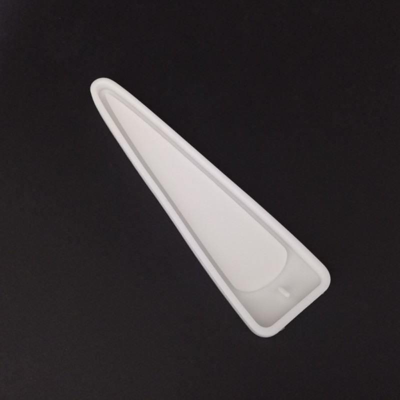 قالب سیلیکونی رزین مدل جاعودی لبه دار  طرح مثلثی