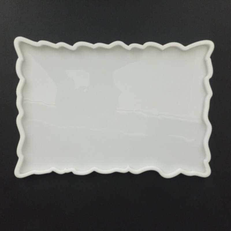 قالب سیلیکونی رزین مدل سینی دفرمه ژئود 30 در 40 سانتیمتر