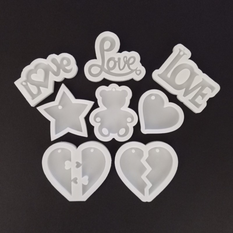 قالب سیلیکونی رزین مدل جاکلیدی پک ولنتاین (LOVE) مجموعه 8 عددی