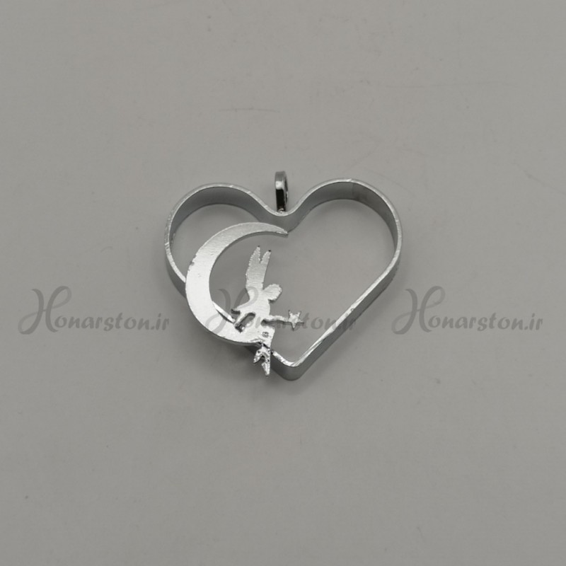 قاب فلزی رزین مدل قلب نقره ای طرح فرشته وماه