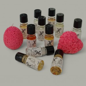 اسانس شمع هنرستون با رایحه توت فرنگی حجم 10 میلی لیتر