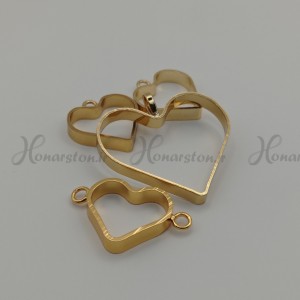 خرید ست قاب فلزی طلایی طرح قلب همراه با زنجیر
