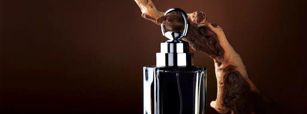 یادداشت یک عطرساز: چگونه رایحه های چوبی ایجاد می شود