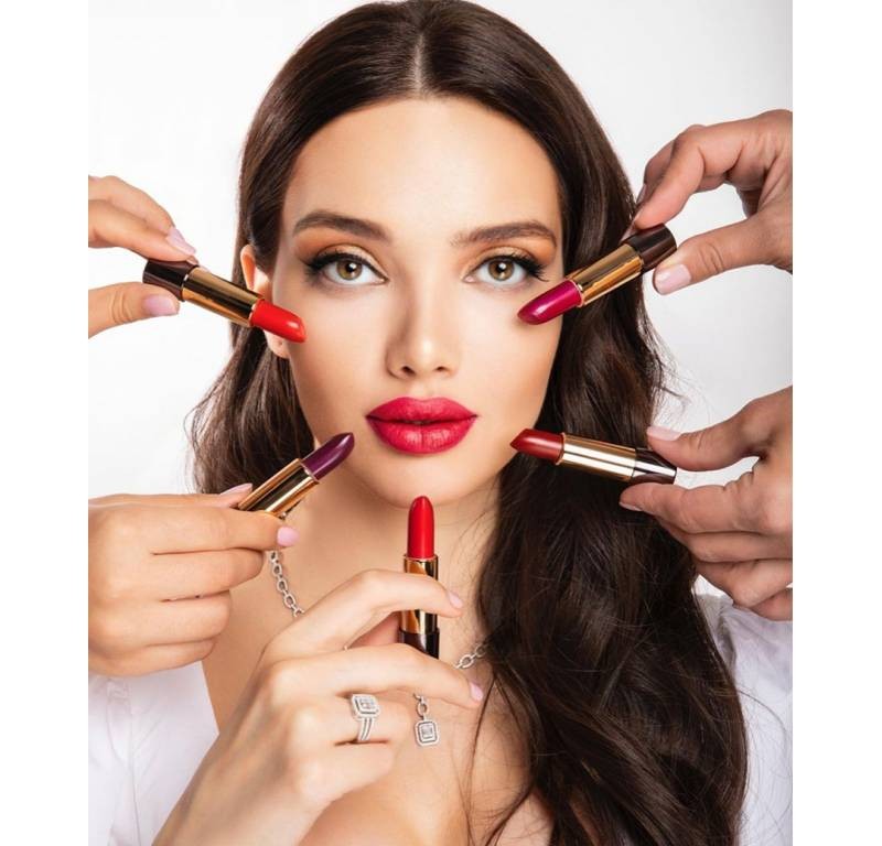 خطرات پنهان رژ لبهای سرب دار: چگونه رژ لب بدون سرب بخریم؟