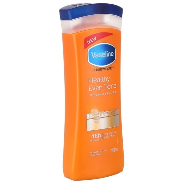 لوسیون روشن کننده بدن نیاسین آمید وازلین Vaseline Even Tone حجم 400 میلی لیتر