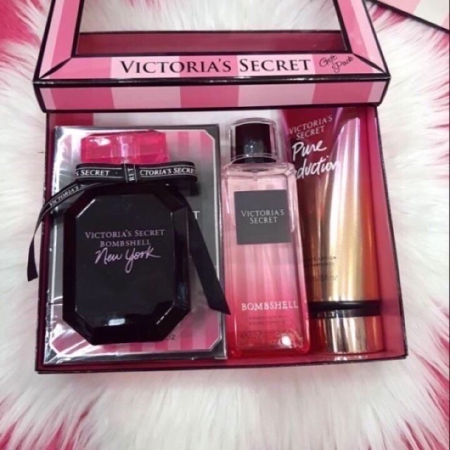 گیفت ست زنانه Victoria secret Bombshell New York Perfume & Body Mist & Lotion 3in1 Gift Set For Woman