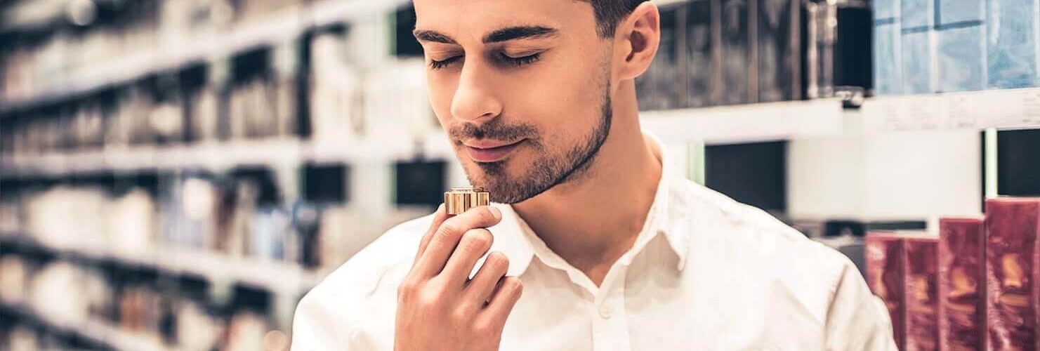 چگونه عطر امضای خود را پیدا کنیم؟راهنمای کامل