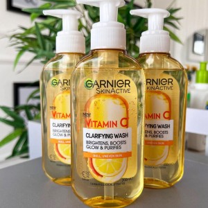 ژل شستشو ویتامین سی گارنیر Garnier Vitamin C Gel Cleanser