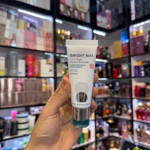 کرم ضد آفتاب بدون رنگ برایت مکس SPF 50