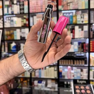 ریمل حجم دهنده و جدا کننده صورتی شیگلم SHEGLAM