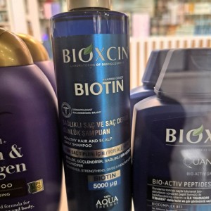 شامپو بدون سولفات بیوکسین BIOXCIN مدل بیوتین BIOTIN