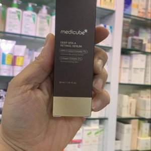 سرم ضد چروک رتینول مدی کیوب Deep Vita A حجم 30 میلی لیتر