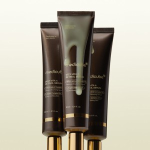 سرم ضد چروک رتینول مدی کیوب Deep Vita A حجم 30 میلی لیتر