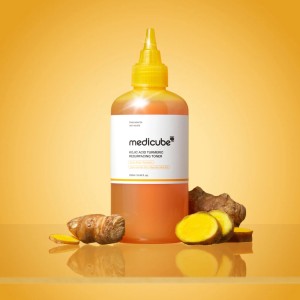 تونر ترمیم کننده زردچوبه و اسید کوجیک مدی کیوب – Medicube Kojic Acid Turmeric Resurfacing Toner (250ml)