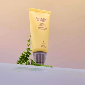 ضد آفتاب روزانه مخملی برنج سیاه هارو هارو واندر SPF50+ PA++++