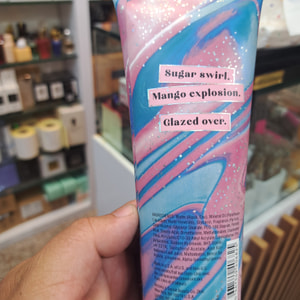 لوسیون بدن عطری ویکتوریا سکرت مدل کندی بیبی حجم ۲۳۶ میلی‌لیتر